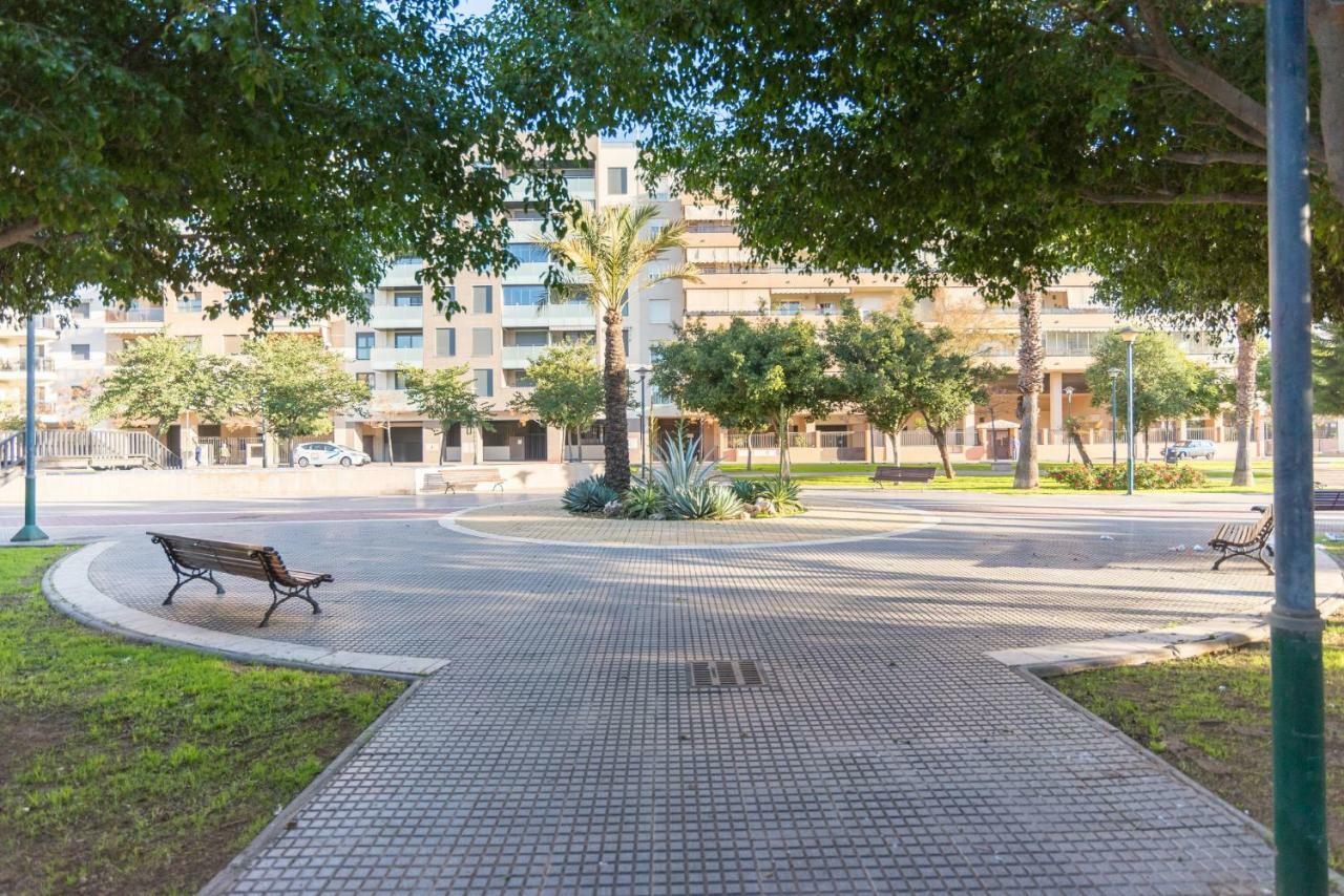 Lu&Cia La Playa Apartment Малага Екстериор снимка