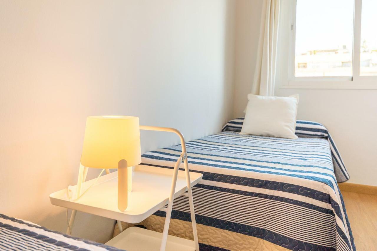 Lu&Cia La Playa Apartment Малага Екстериор снимка